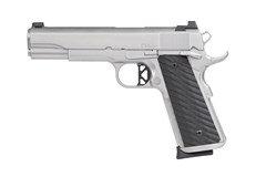 CZ-USA DW Valor 45 ACP 
Item #: CZ01824 / MFG Model #: 01824 / UPC: 806703018249
DW VALOR 45ACP SS/POLY 8+1 NS STAN CHEN SI MAGWELL