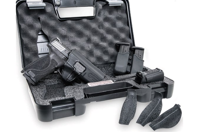 Smith and Wesson M&P40 M2.0 Carry & Range Kit 40 S&W Semi-Auto Pistol