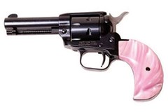 Heritage Manufacturing Rough Rider Bird Head 22 LR | 22 Magnum 
Item #: HERR22MB3BHPNK / MFG Model #: RR22MB3BHPNK / UPC: 727962500149
22LR/22M BL/PINK BIRD HD 3.5" PINK BIRD HEAD GRIP