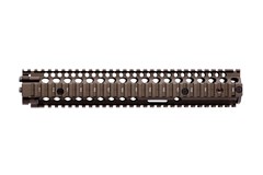 Daniel Defense M4A1 RIS II Rail Assembly  
Item #: DD0100408001 / MFG Model #: 01-004-08001 / UPC: 852548002820
RIS II M4A1 ASSEMBLY FDE 01-004-08001