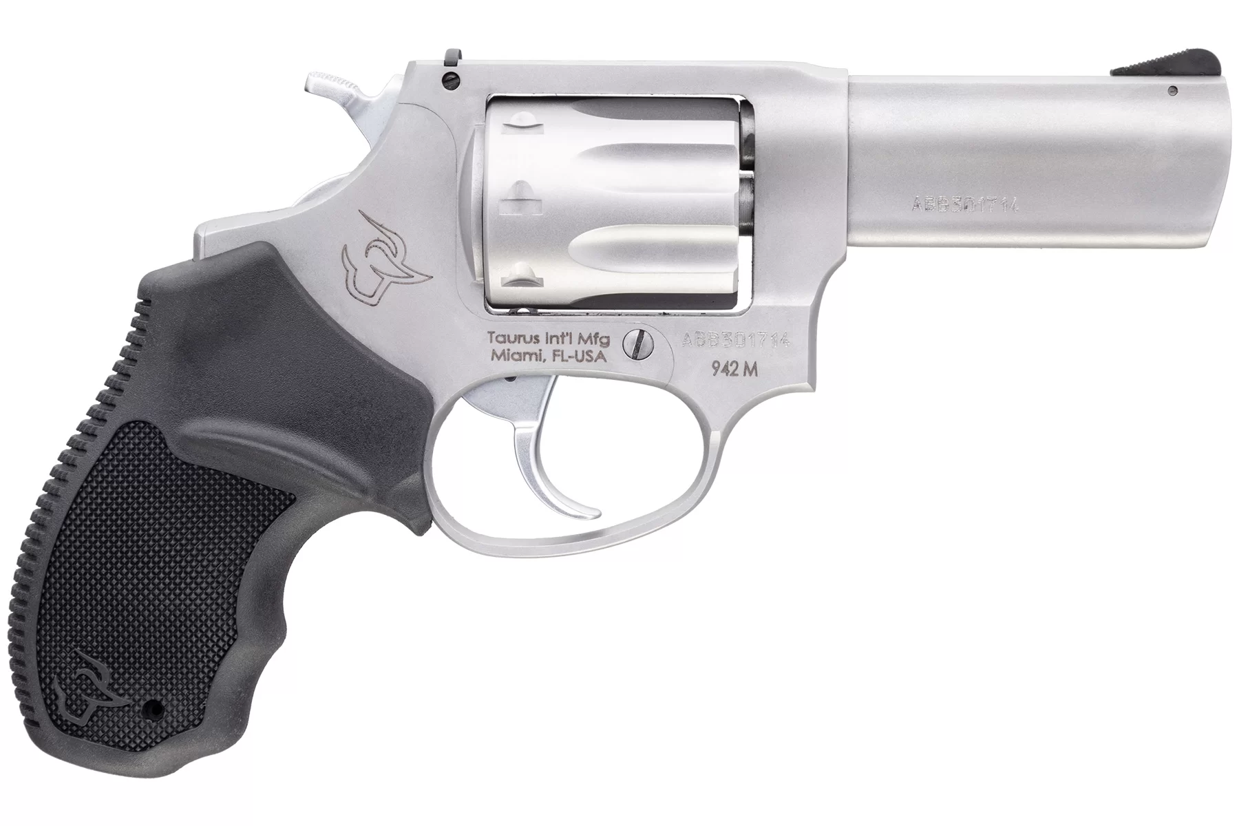Taurus 942 22 MAGNUM thumbnail